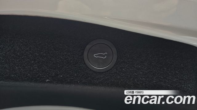Tesla Model 3 Long Range AWD 2024 — фото 28