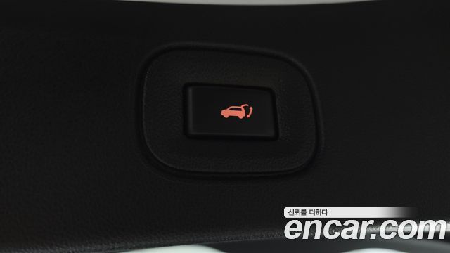Renault Korea QM6 2.0 LPe RE Signature 2WD 2020 — фото 16