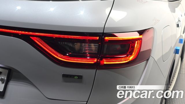 Renault Korea QM6 2.0 LPe RE Signature 2WD 2020 — фото 23