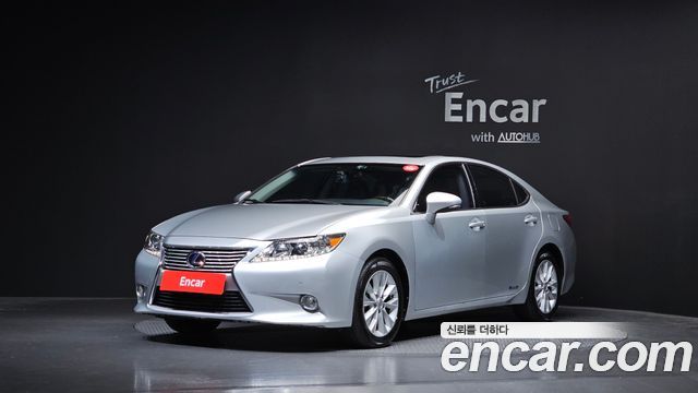 Lexus ES300h Executive XV60