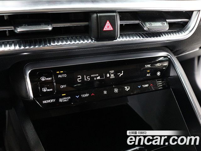 Kia K5 Hybrid (III) Noblesse 2022 — фото 19