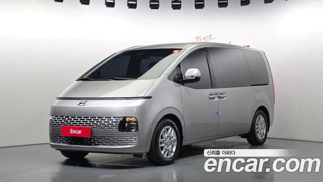 Hyundai Staria Tourer 11-Seater Modern 2022 — фото 1