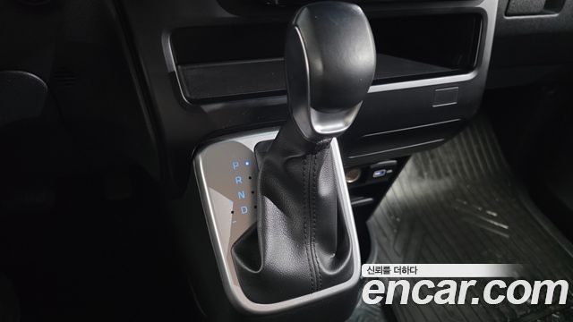 Hyundai Staria Tourer 11-Seater Modern 2022 — фото 9