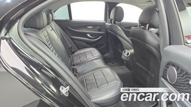 Mercedes-Benz E-Class (W213) E220d Avantgarde 2020 — фото 19