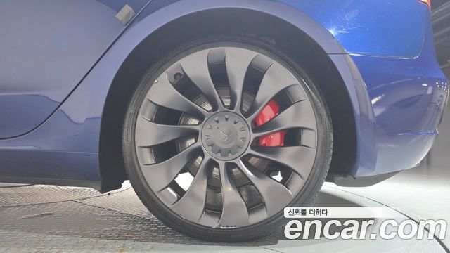 Tesla Model 3 Performance AWD 2021 — фото 27