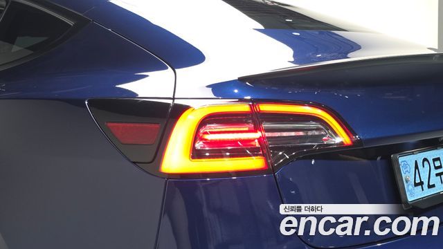 Tesla Model 3 Performance AWD 2021 — фото 29