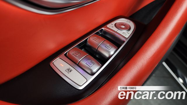 Mercedes-Benz AMG GT 4Door 63 S 4MATIC+ 2020 — фото 30