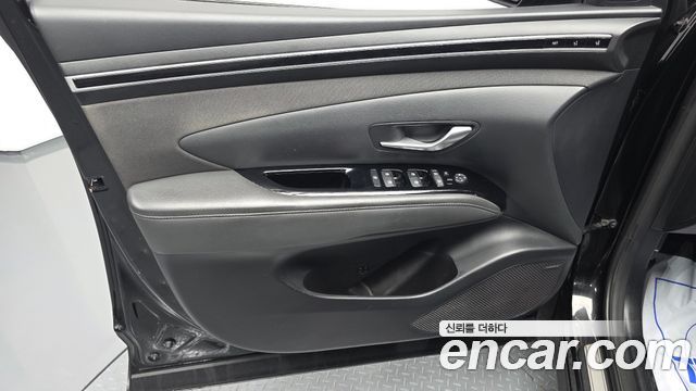 Hyundai Tucson (NX4) Gasoline 1.6 Turbo 2WD Inspiration 2021 — фото 24