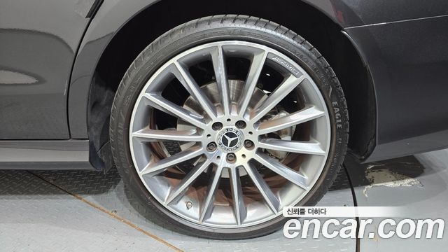 Mercedes-Benz E-Class (W213) E350 4MATIC AMG Line 2022 — фото 21