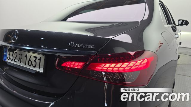 Mercedes-Benz E-Class (W213) E350 4MATIC AMG Line 2022 — фото 23