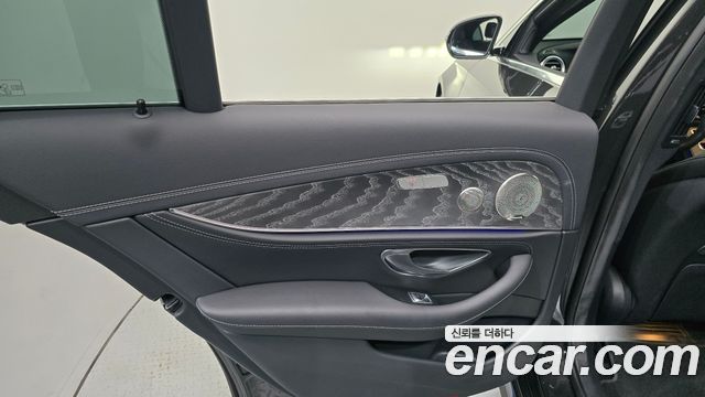 Mercedes-Benz E-Class (W213) E350 4MATIC AMG Line 2022 — фото 25