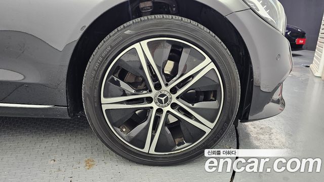 Mercedes-Benz C-Class (W205) C220 d 4MATIC 2020 — фото 21