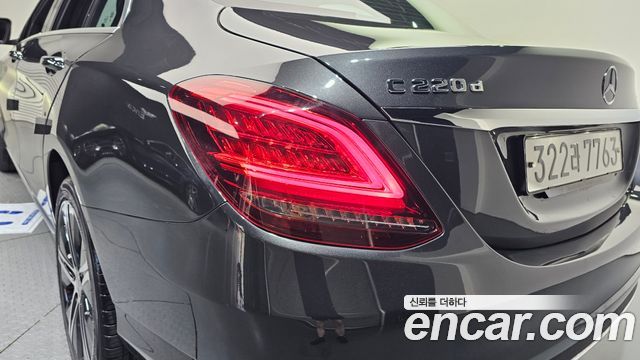 Mercedes-Benz C-Class (W205) C220 d 4MATIC 2020 — фото 23