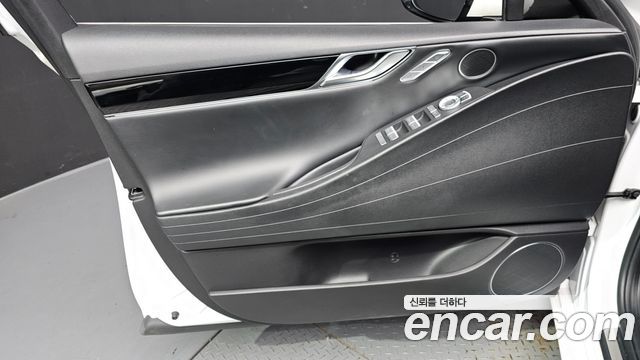 Genesis G80 (RG3) Gasoline 2.5 Turbo AWD 2022 — фото 24