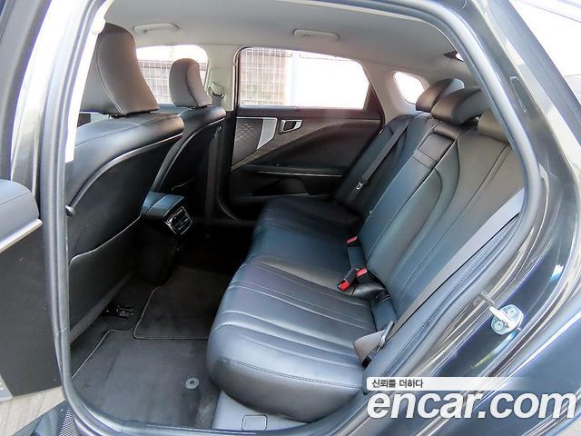 Kia K8 2.5 Gasoline 2WD Noblesse 2023 — фото 6