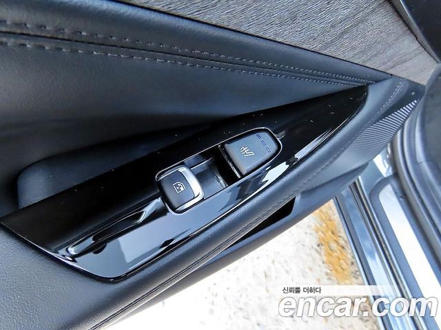 Kia K8 2.5 Gasoline 2WD Noblesse 2023 — фото 19