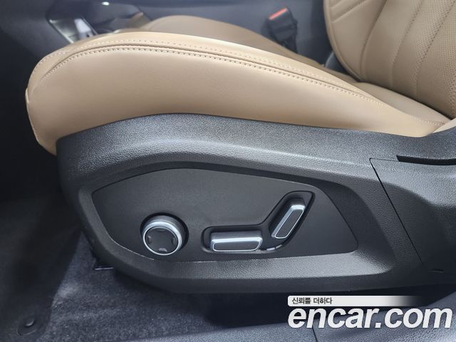 Renault Korea Grand Koleos 2.0 Iconic 2WD 2025 — фото 20
