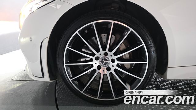 Mercedes-Benz CLS-Class (C257) CLS450 4MATIC AMG Line 2021 — фото 5