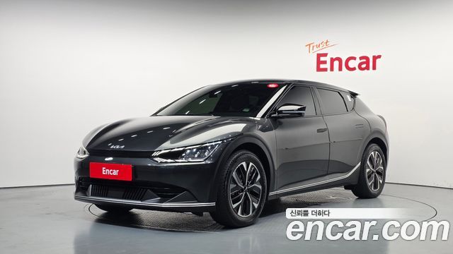 Kia EV6 Long Range 4WD Light 2023 — фото 1