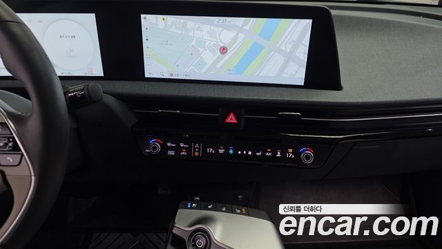 Kia EV6 Long Range 4WD Light 2023 — фото 15