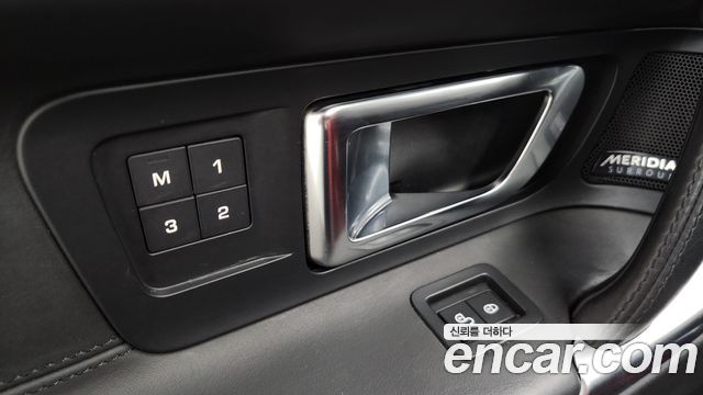 Land Rover Discovery Sport 2.0 TD4 HSE Luxury 2016 — фото 18