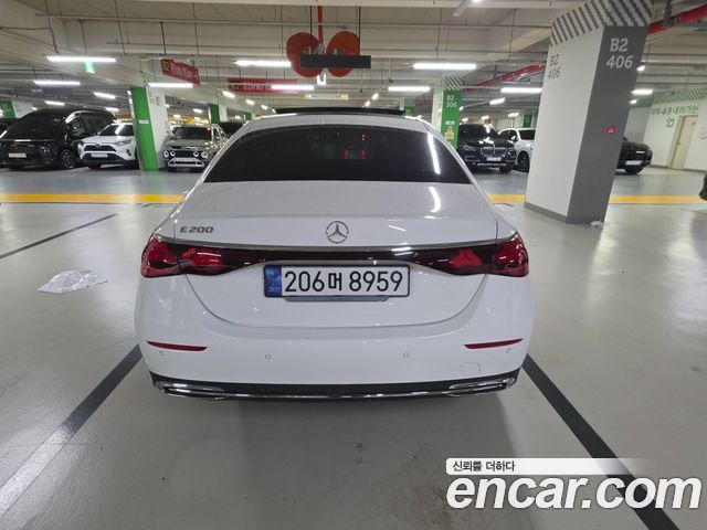 Mercedes-Benz E-Class (W214) E200 Avantgarde 2025 — фото 3