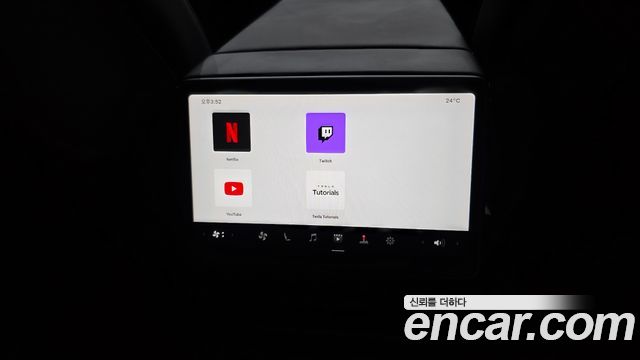 Tesla Model Y Long Range AWD 2025 — фото 20