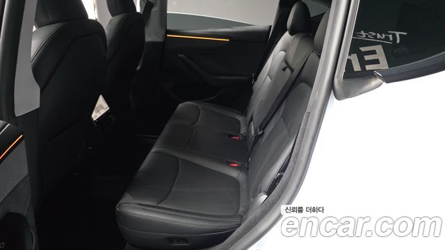 Tesla Model Y Long Range AWD 2025 — фото 26