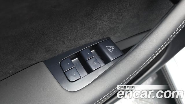 Tesla Model Y Long Range AWD 2025 — фото 28