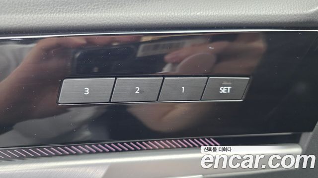 Volkswagen Touareg (III) 3.0 TDI R-Line 2024 — фото 37