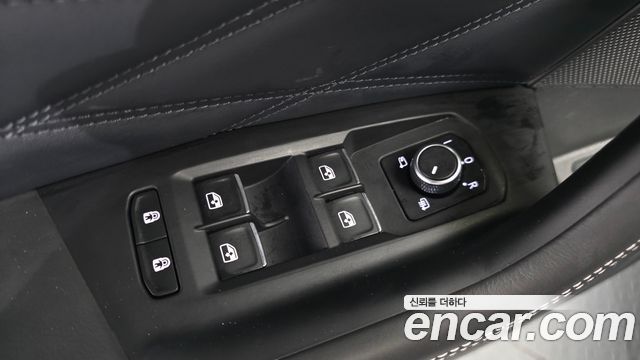 Volkswagen Touareg (III) 3.0 TDI R-Line 2024 — фото 38