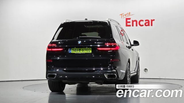 BMW X7 (G07) xDrive 40i M Sport 6STR 2024 — фото 4