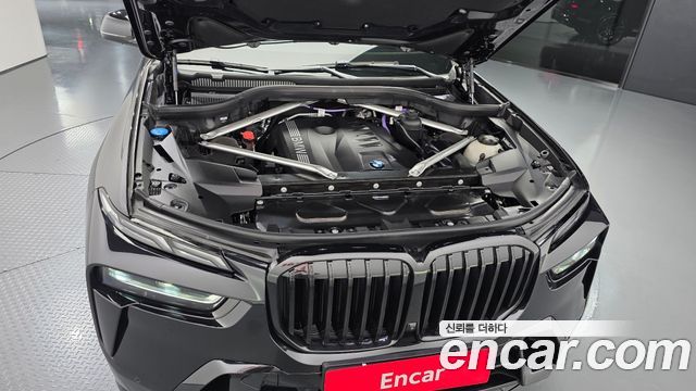 BMW X7 (G07) xDrive 40i M Sport 6STR 2024 — фото 6