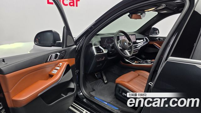BMW X7 (G07) xDrive 40i M Sport 6STR 2024 — фото 10