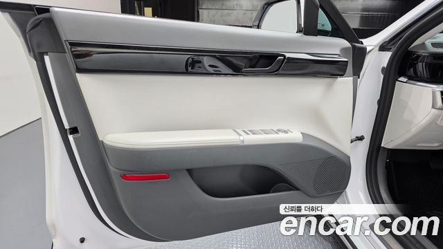 Hyundai Grandeur Hybrid (GN7) Premium 2023 — фото 24