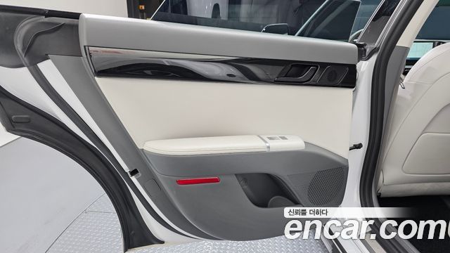 Hyundai Grandeur Hybrid (GN7) Premium 2023 — фото 25