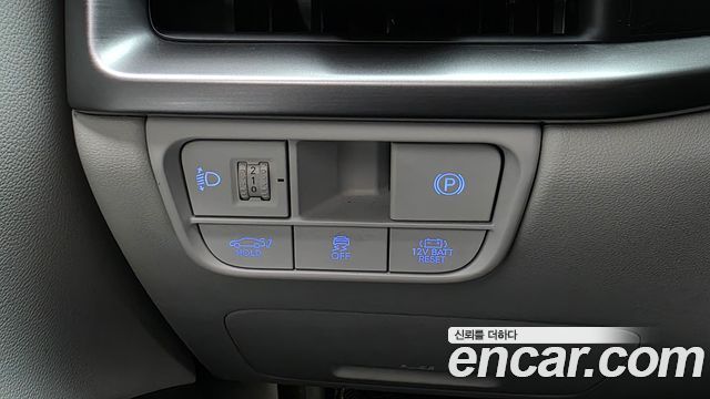 Hyundai Grandeur Hybrid (GN7) Premium 2023 — фото 27