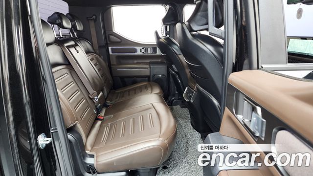 Kia Tasman 2.5T Gasoline 4WD Extreme 2026 — фото 11