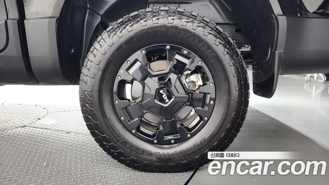 Kia Tasman 2.5T Gasoline 4WD Extreme 2026 — фото 21