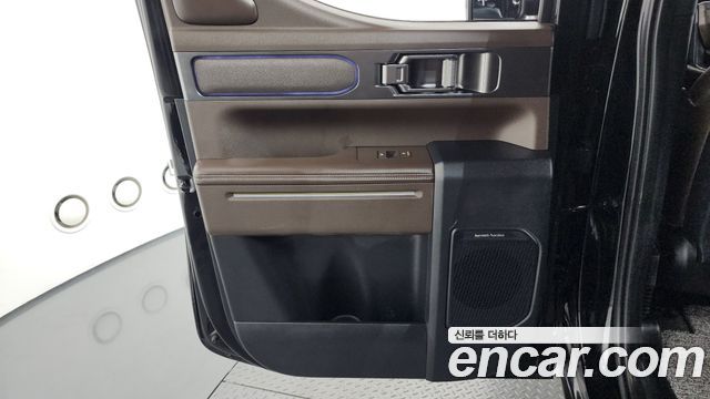Kia Tasman 2.5T Gasoline 4WD Extreme 2026 — фото 25