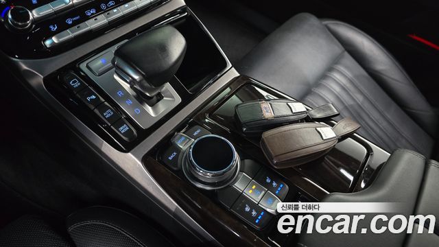 Genesis EQ900 3.3 T-GDI AWD Premiun Luxury 2018 — фото 9