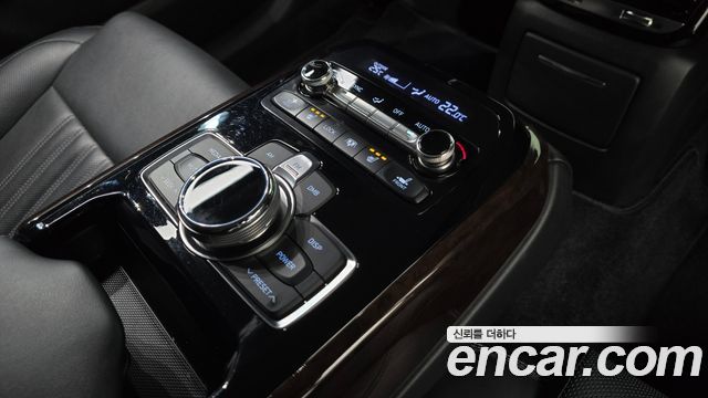 Genesis EQ900 3.3 T-GDI AWD Premiun Luxury 2018 — фото 18