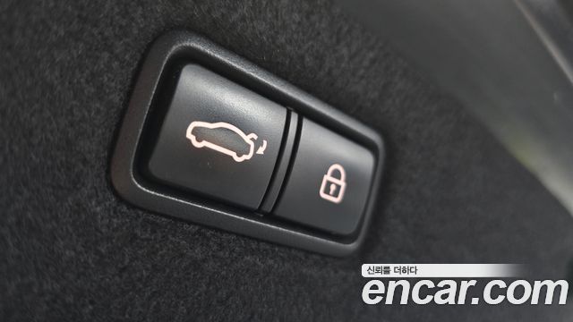 Genesis EQ900 3.3 T-GDI AWD Premiun Luxury 2018 — фото 20