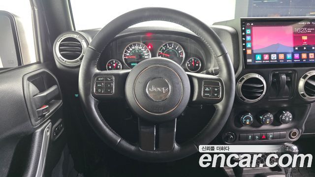 Jeep Wrangler (JK) 3.6 Rubicon 2Door 2017 — фото 13
