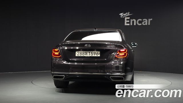Kia K9 5.0 GDI AWD Quantum 2020 — фото 4