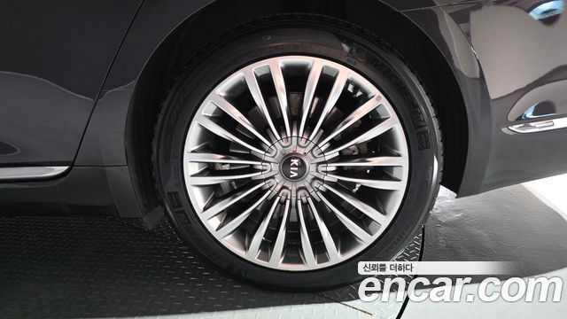 Kia K9 5.0 GDI AWD Quantum 2020 — фото 21
