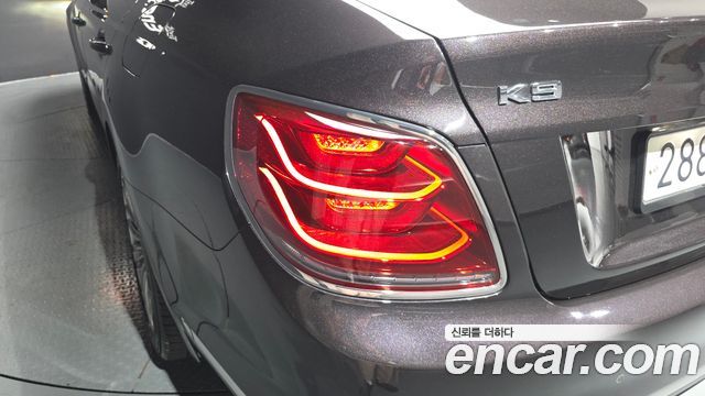 Kia K9 5.0 GDI AWD Quantum 2020 — фото 23