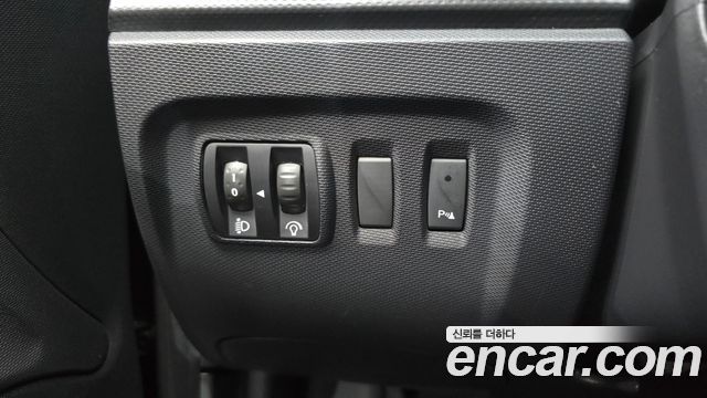 Renault Korea QM3 RE 2015 — фото 20