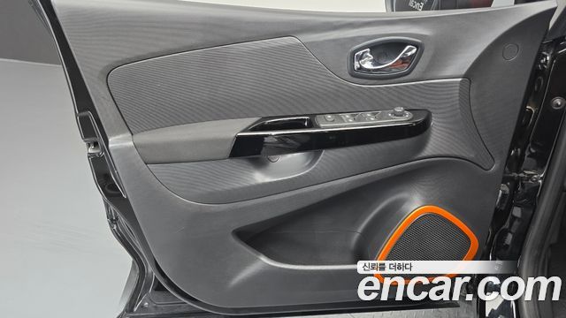 Renault Korea QM3 RE 2015 — фото 24