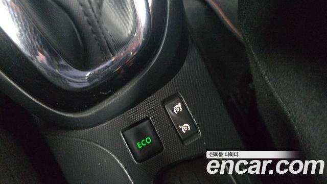 Renault Korea QM3 RE 2015 — фото 28